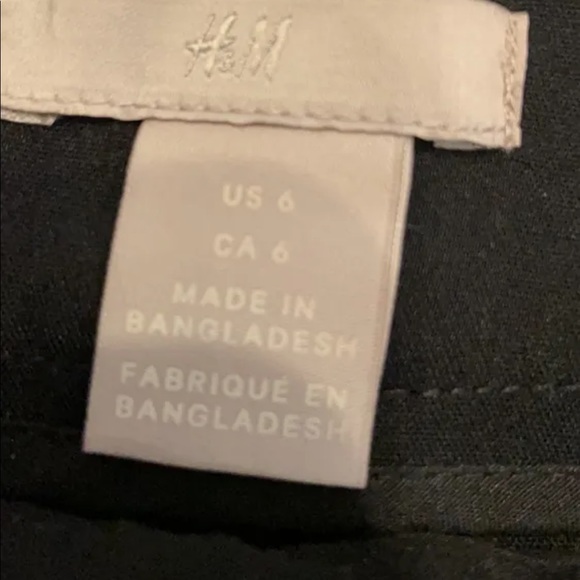 High waisted shorts, black, H&M size 6 - Picture 5 of 5